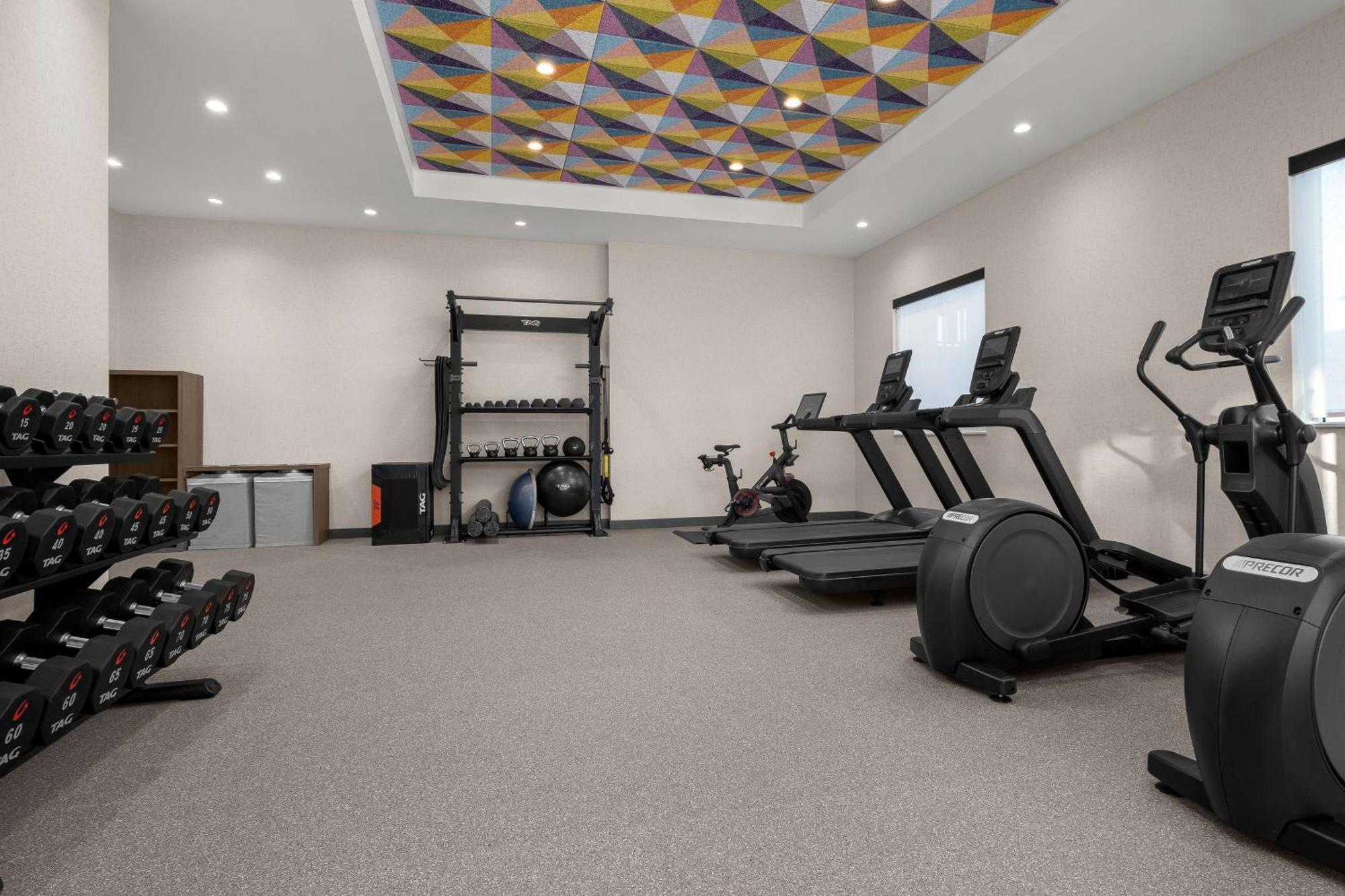 Home2 Suites By Hilton إوريكا، هومبولدت، كاليفورنيا المظهر الخارجي الصورة