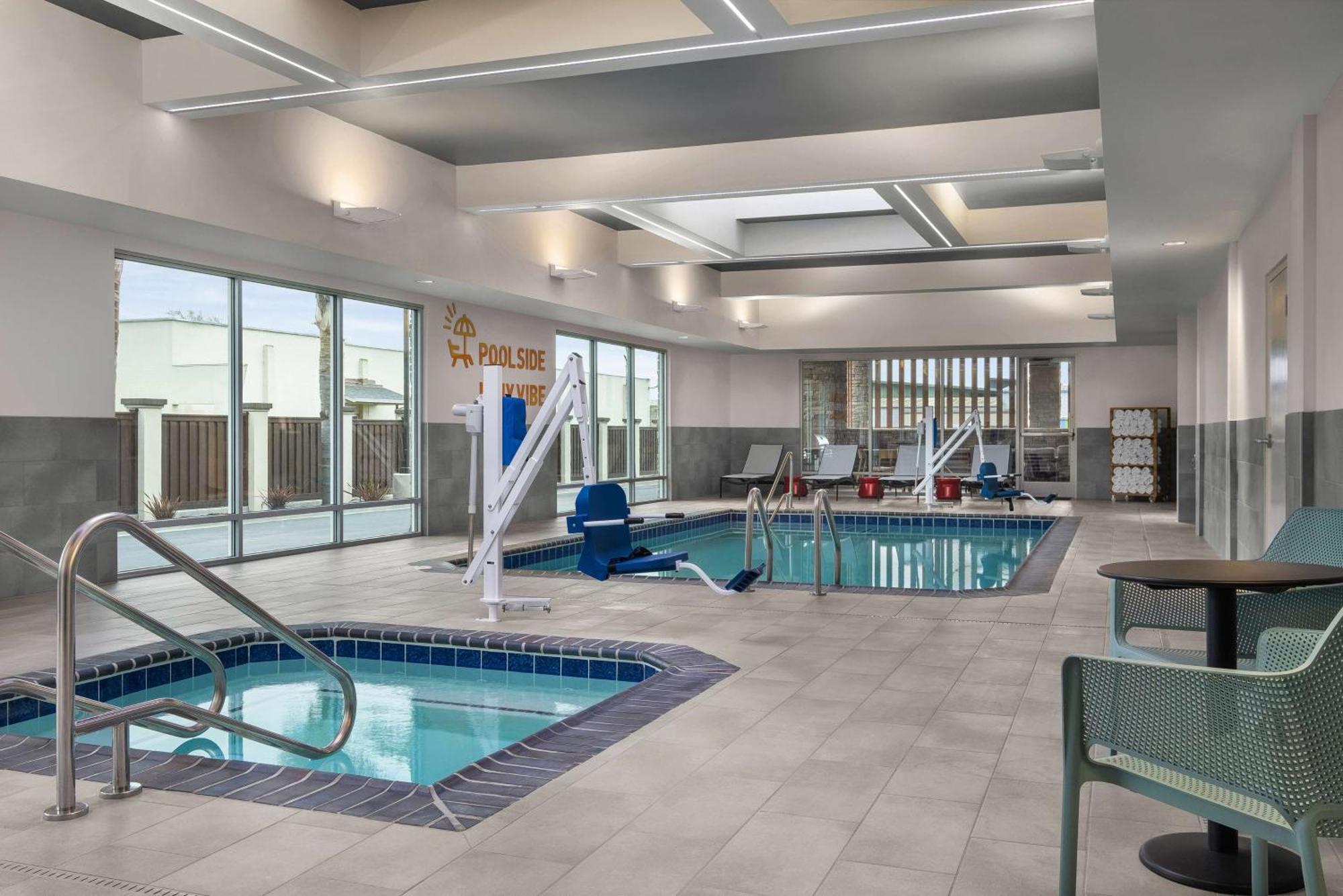 Home2 Suites By Hilton إوريكا، هومبولدت، كاليفورنيا المظهر الخارجي الصورة